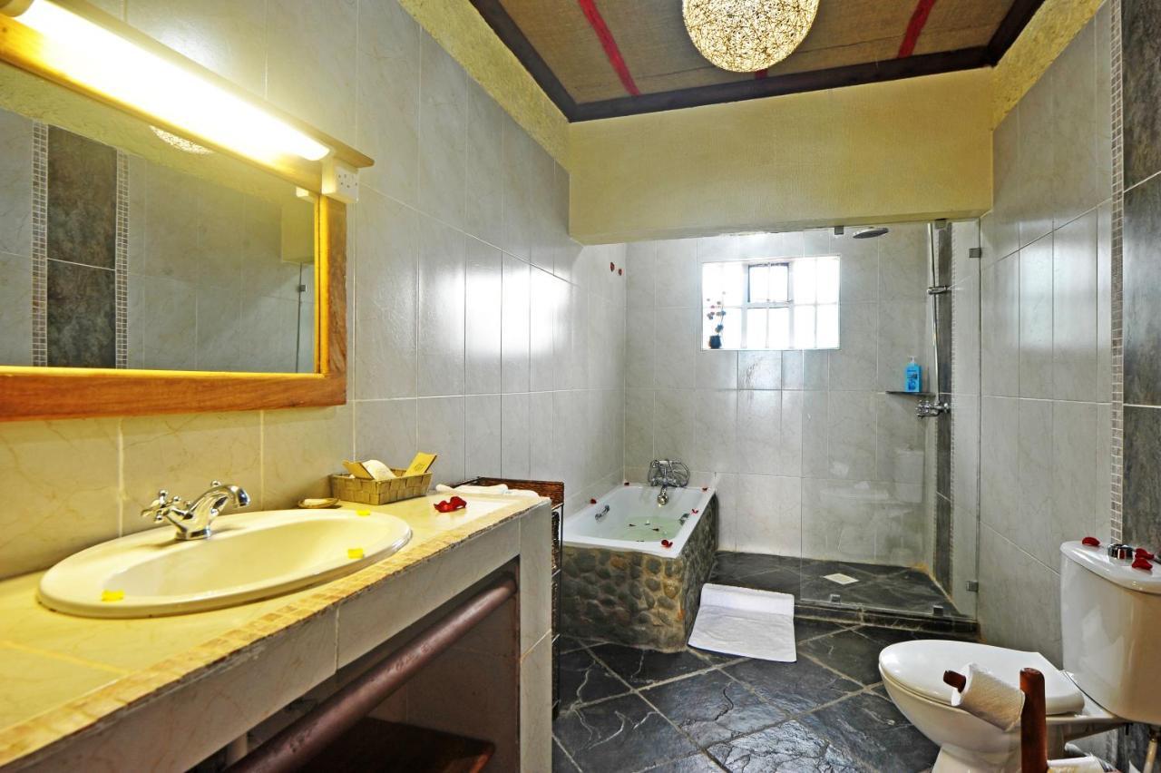 Mwanzo Lodge Naivasha Buitenkant foto