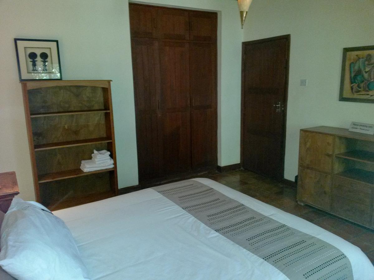 Mwanzo Lodge Naivasha Buitenkant foto
