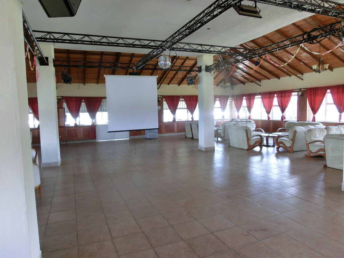 Mwanzo Lodge Naivasha Buitenkant foto
