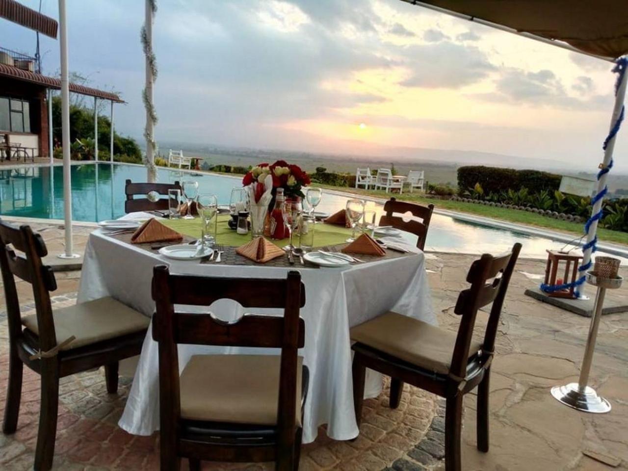Mwanzo Lodge Naivasha Buitenkant foto
